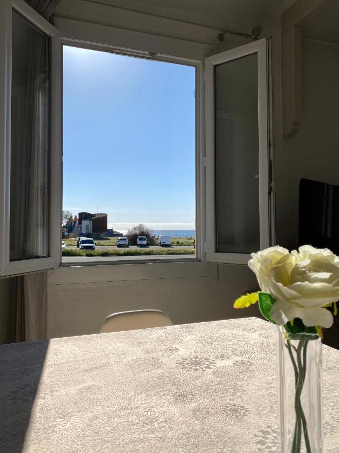 Magnifique Appartement Devant La Plage Propriano  Exterior photo